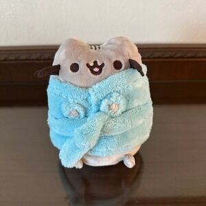 GUND 5'' Pusheen the Cat Plush in Blue Bathrobe Spa Day Stuffed Animal Toy 2018